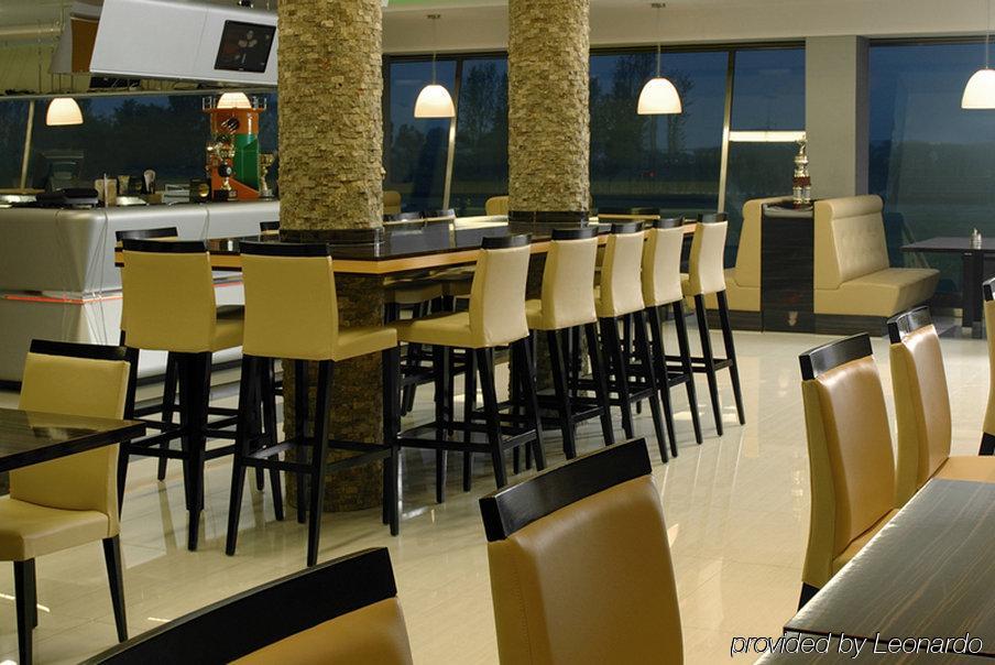 Gokart Hotel 4*